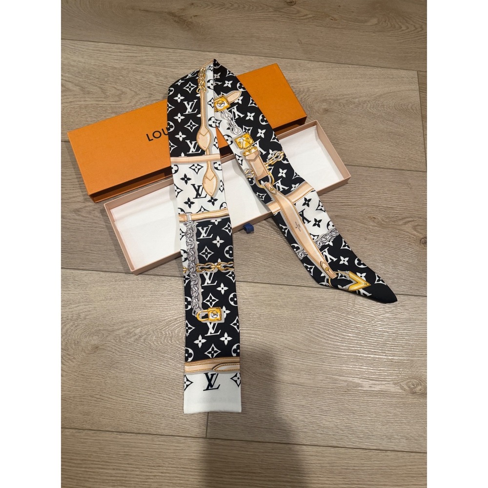 NEW Louis Vuitton Monogram Confidential Silk Bandeau Scarf Nicolas Ghesquière